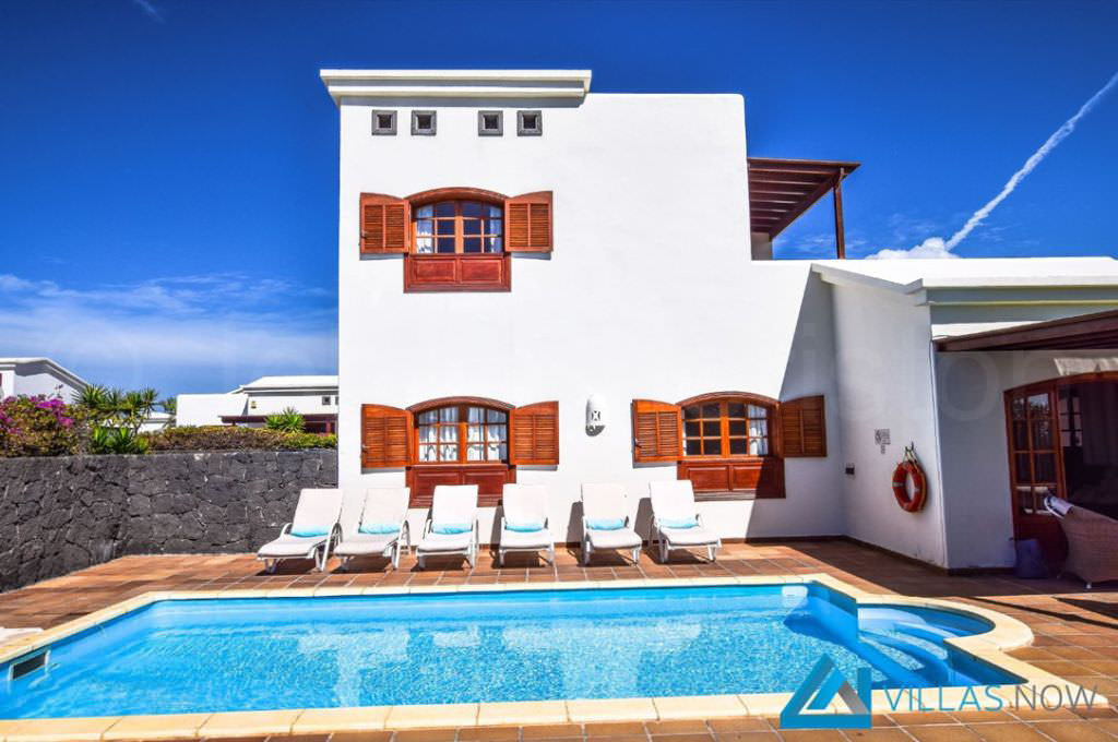 3 Bedroom Villa for sale in Playa Blanca Lanzarote Property for Sale